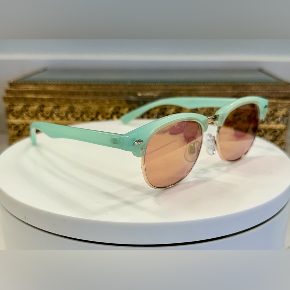 H&M - Aqua Blue Sunglasses - Mirrored Pink Lenses - Small - VGUC